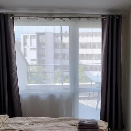 Appartamento Sky - Location - 2 Minutes To South & South Park - 8 Minutes To Old Town *